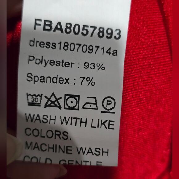 Red Batwing Knot Front Dress – Size M - Picture 6 of 7